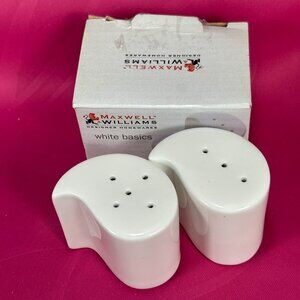 new Maxwell & Williams White Basics salt & pepper shakers set